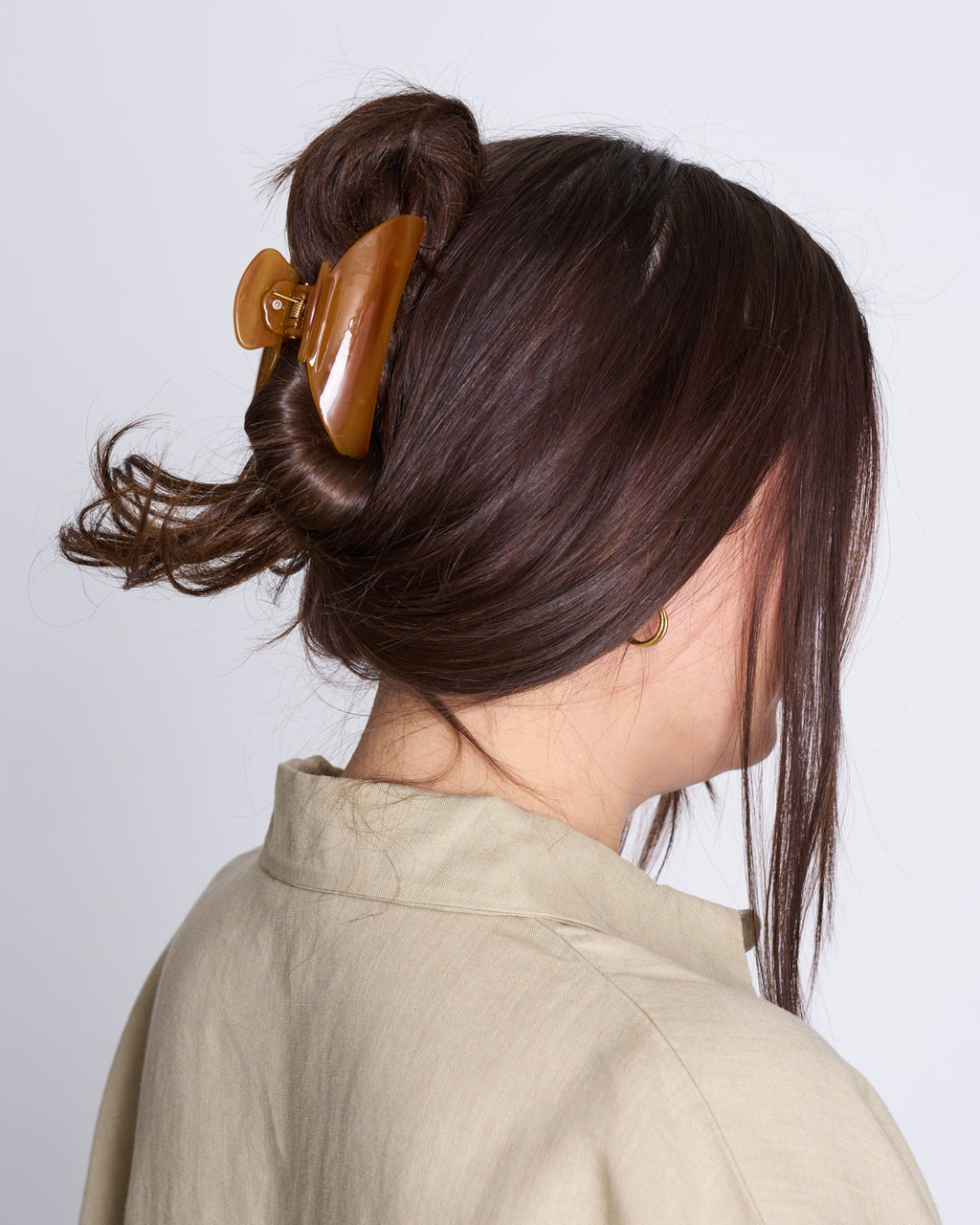 MIDI HEIRLOOM CLAW COGNAC Clip jan-n-june 2
