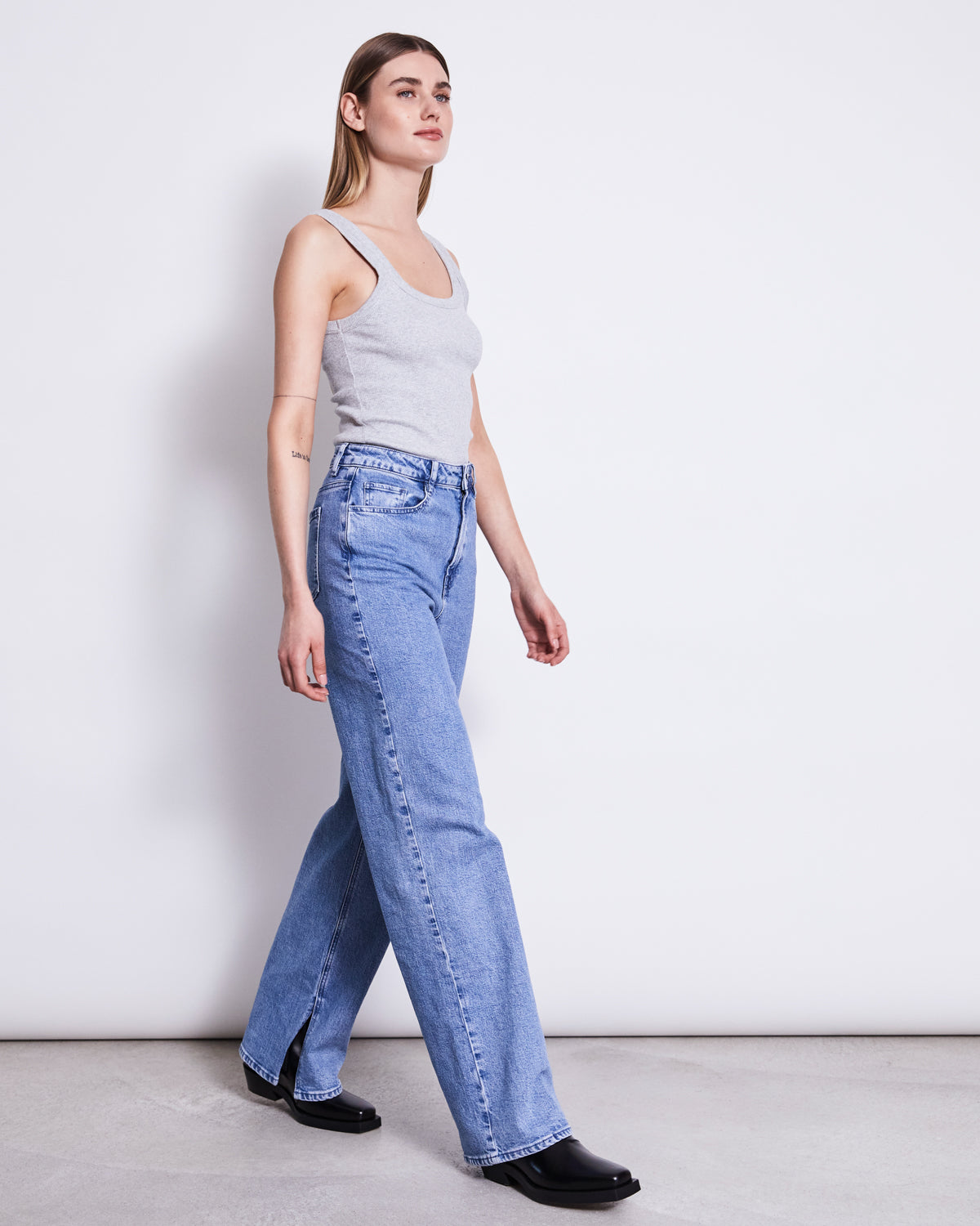 SLITTED WIDE LEG JEANS SELENE LIGHT BLUE Jeans jan-n-june 2