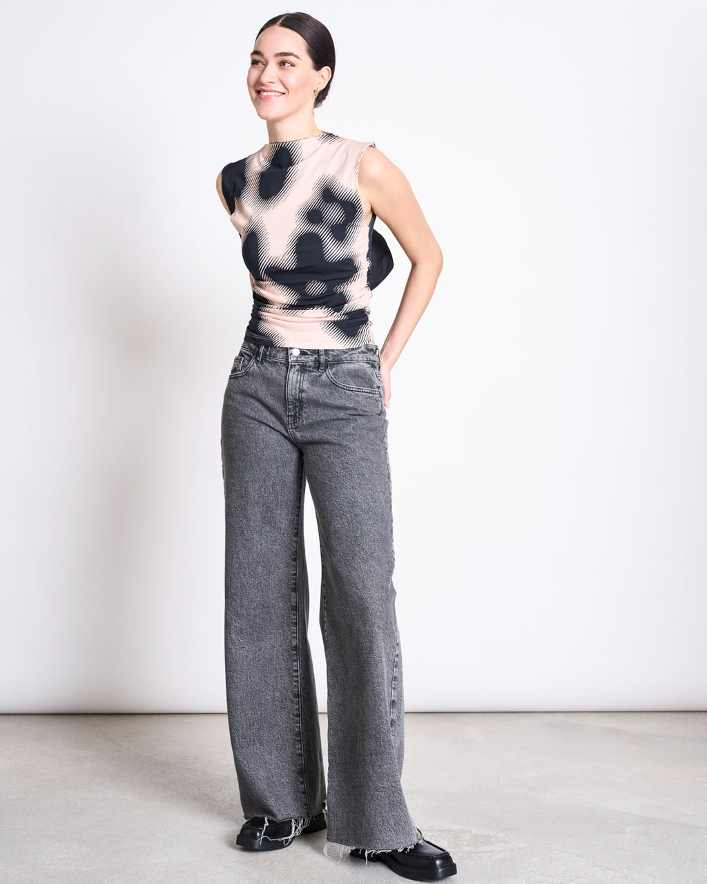 RUFFLE TOP RAFO DIGITAL FLOWER PRINT GOTS T-shirt jan-n-june 2