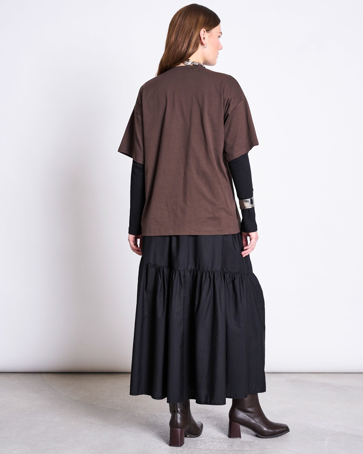 SLITTED T-SHIRT NADIL MUD T-shirt jan-n-june 3