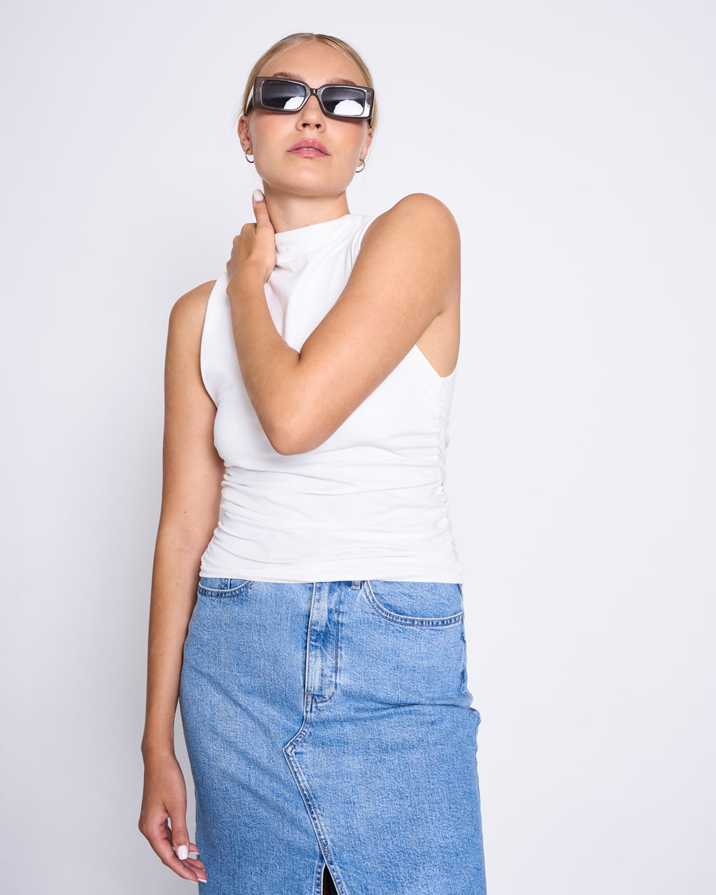 RUFFLE TOP RAFO WHITE GOTS jan-n-june 7