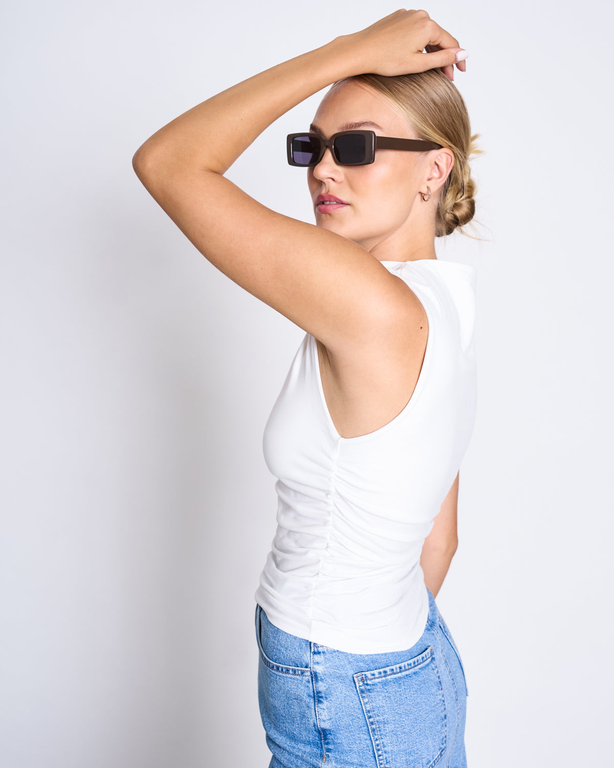 RUFFLE TOP RAFO WHITE GOTS jan-n-june 3