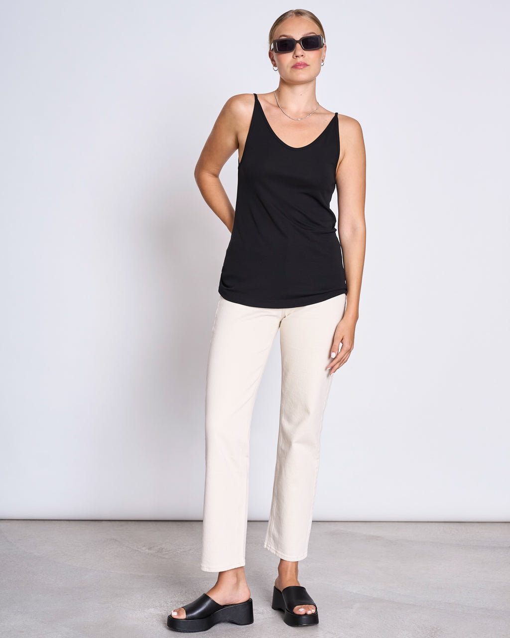 SLIP TOP TRIANGLE FLOW BLACK tops jan-n-june 6