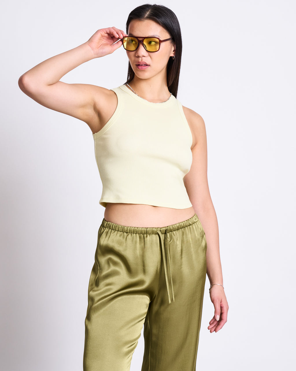 LOOSE SILKY PANTS FRIS WOODY OLIVE Pants jan-n-june 7