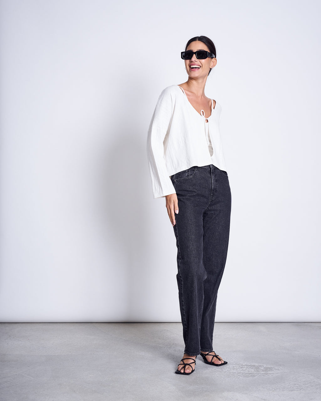 STRAIGHT LEG JEANS ALBA FADED BLACK Jeans jan-n-june 6