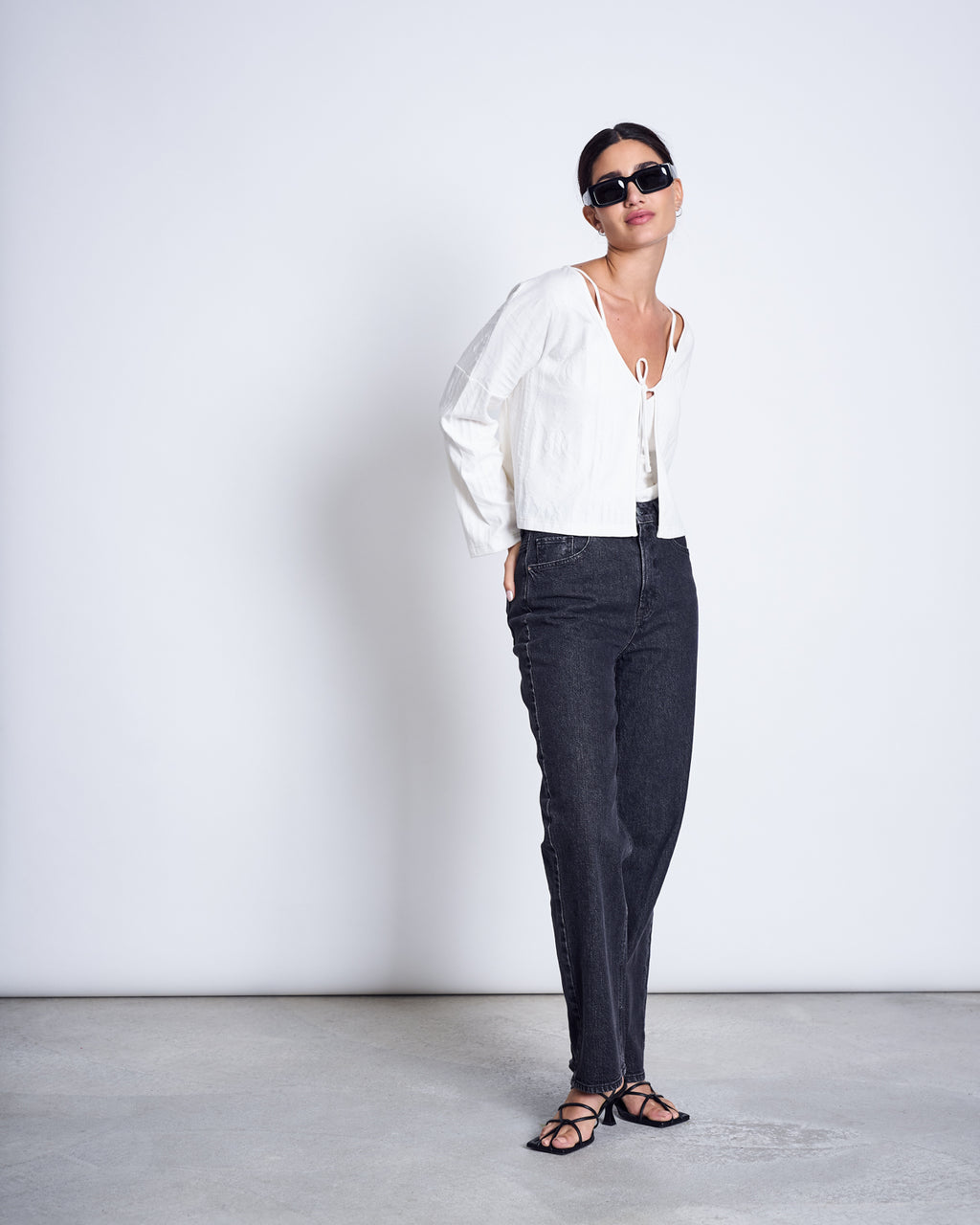 STRAIGHT LEG JEANS ALBA FADED BLACK Jeans jan-n-june 7
