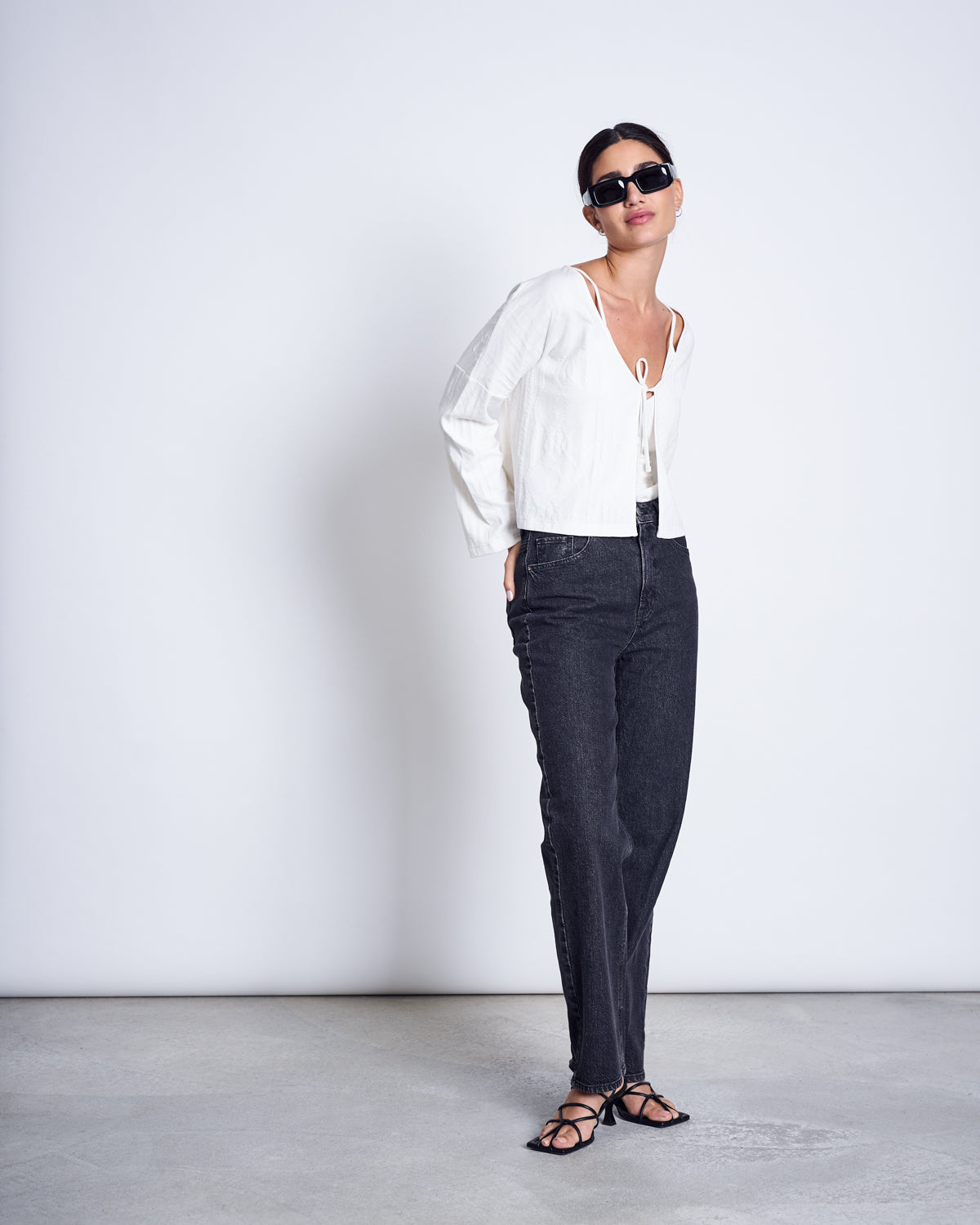 STRAIGHT LEG JEANS ALBA FADED BLACK Jeans jan-n-june 7