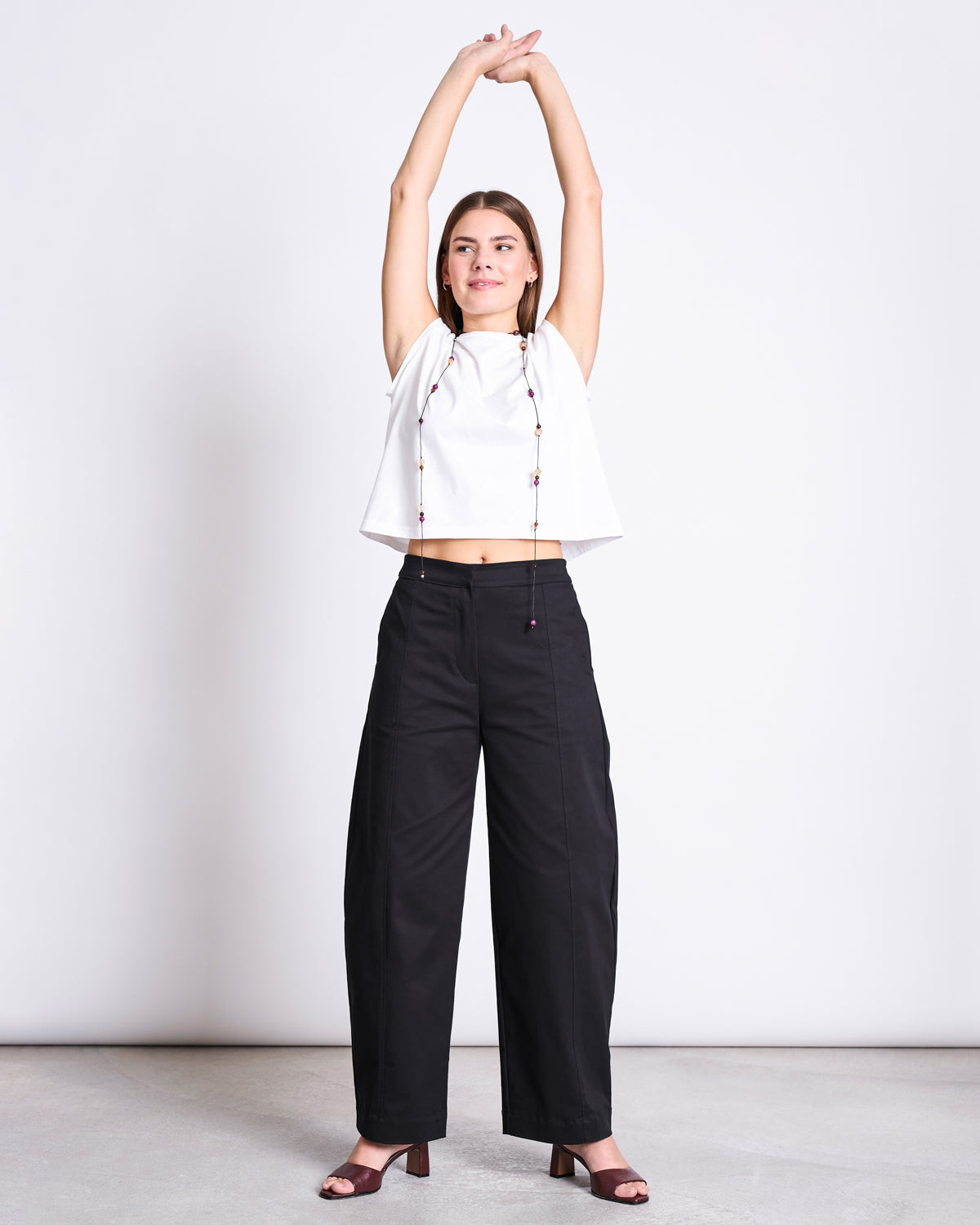 ORGANIC COTTON BARREL PANTS YAURI BLACK Pants jan-n-june 4