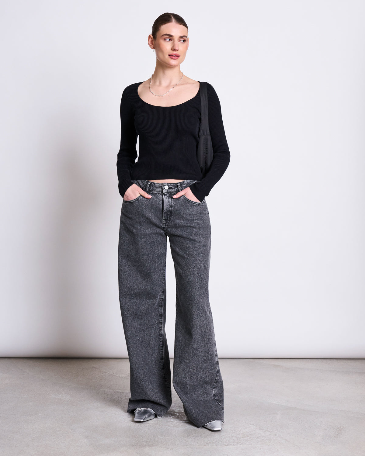 KNIT LONGSLEEVE TIGE BLACK GOTS Longsleeve jan-n-june 1