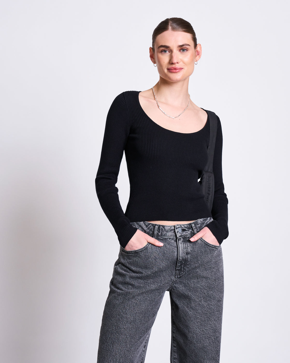 KNIT LONGSLEEVE TIGE BLACK GOTS Longsleeve jan-n-june 2