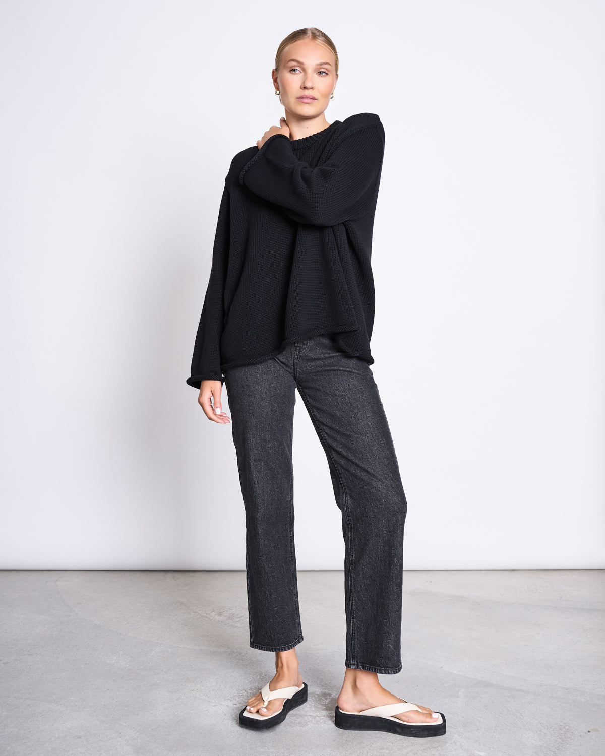 JUMPER SONA BLACK GOTS Jumper jan-n-june 3