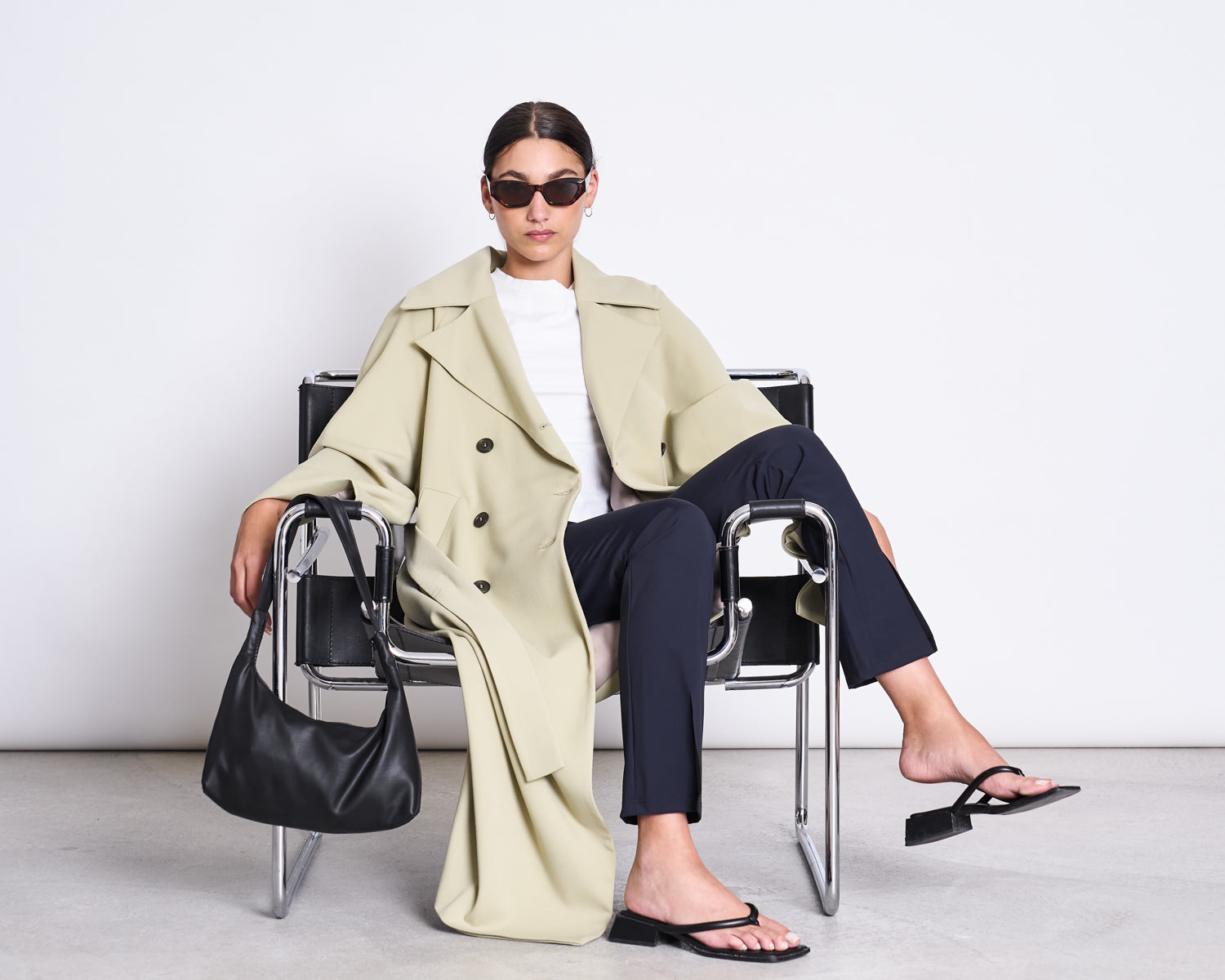 SLIT PANTS RHUE BLACK pants jan-n-june 4