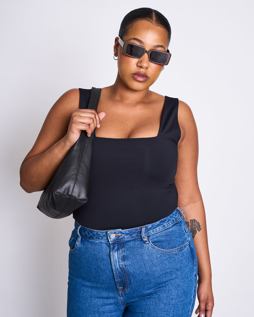 TOP MERIDA BLACK tops jan-n-june 4