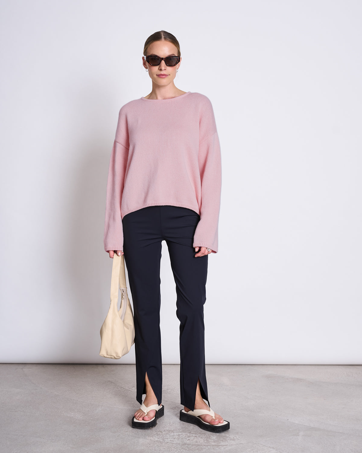 SLIT PANTS RHUE BLACK pants jan-n-june 5