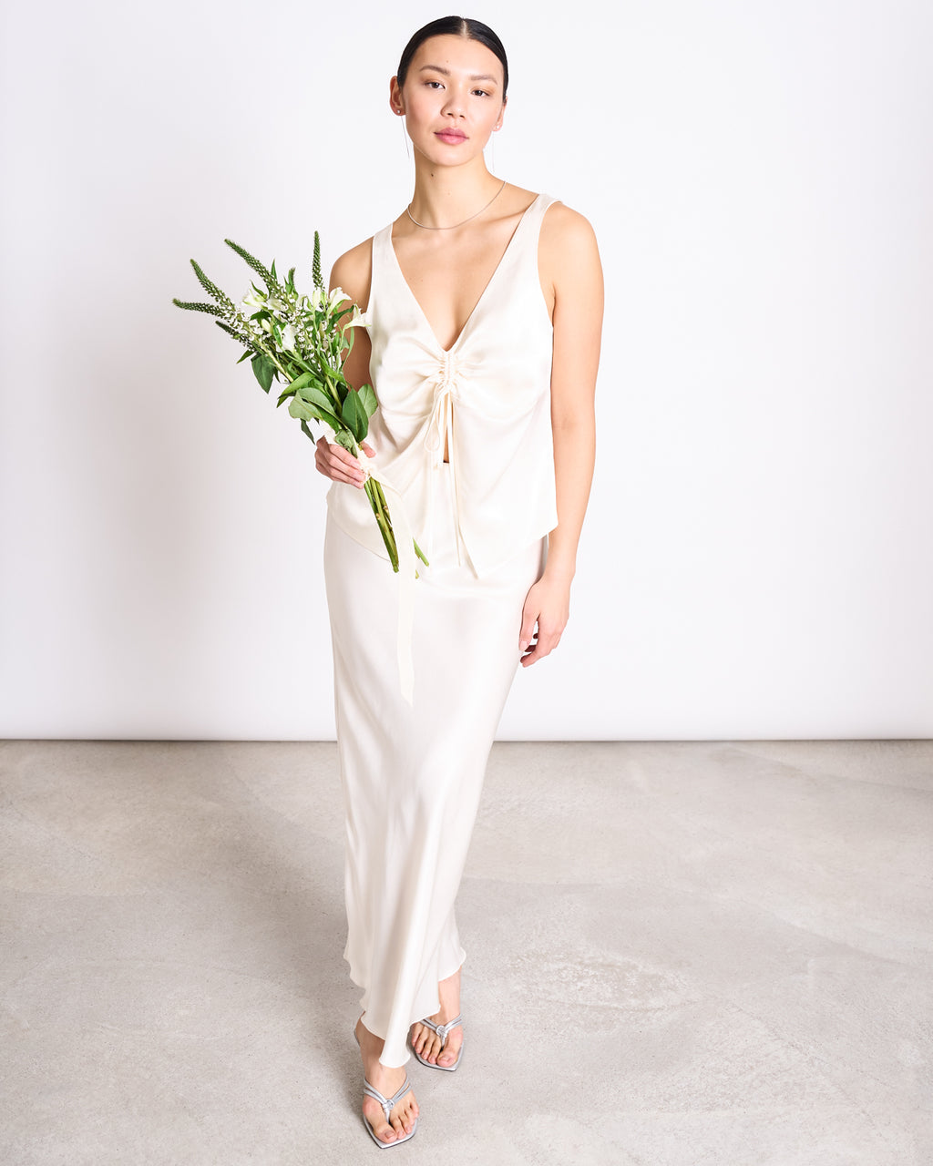 RUFFLED V-NECK TOP TALARA OFFWHITE T-shirt jan-n-june 3