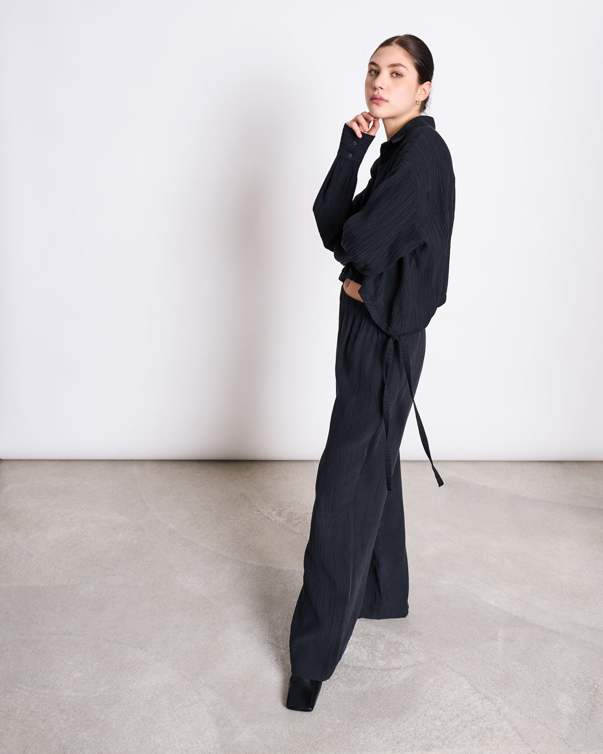 CRINKLE SHIRT ISTED BLACK T-shirt jan-n-june 3