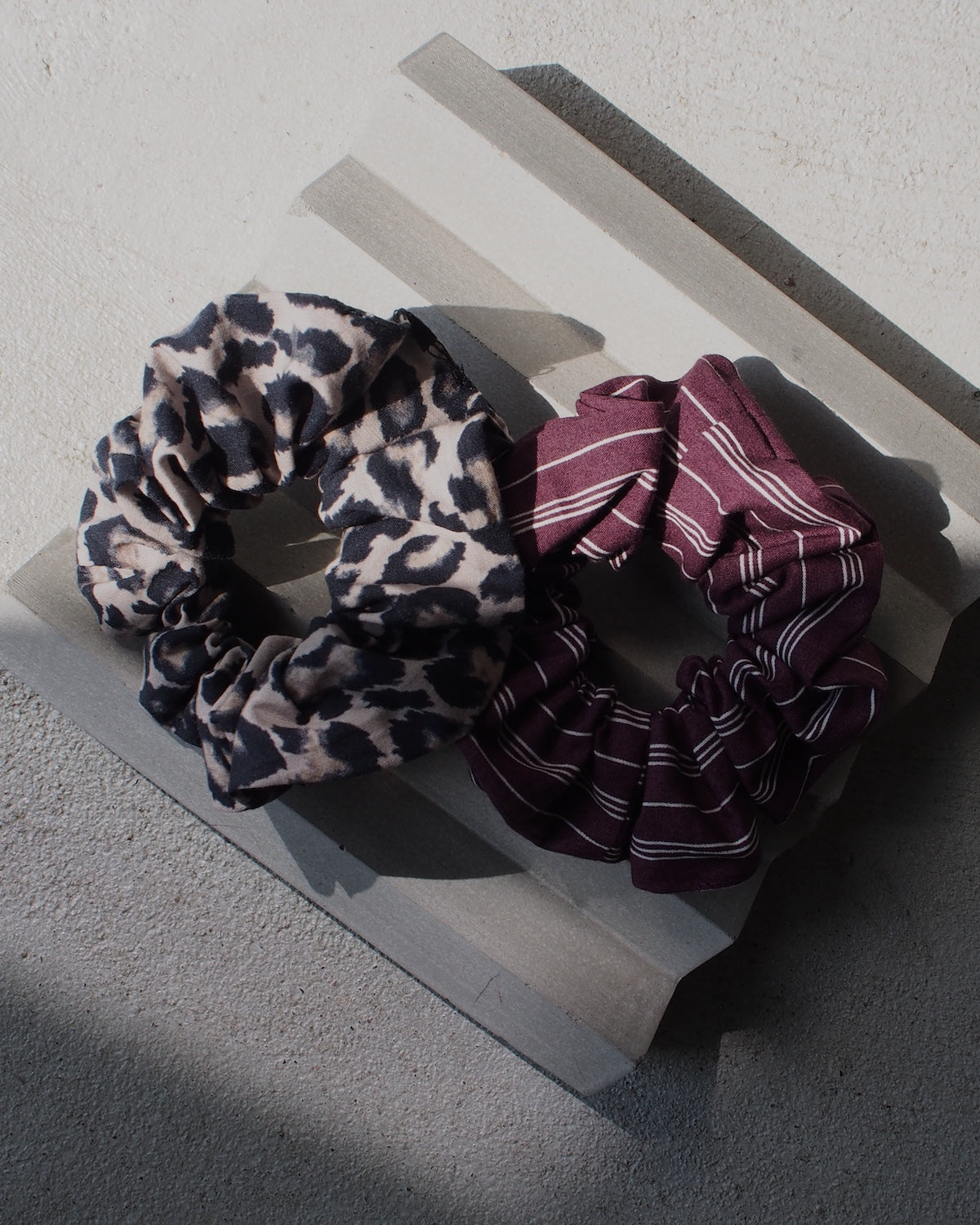 SCRUNCHIE LEO PRINT jan-n-june 3