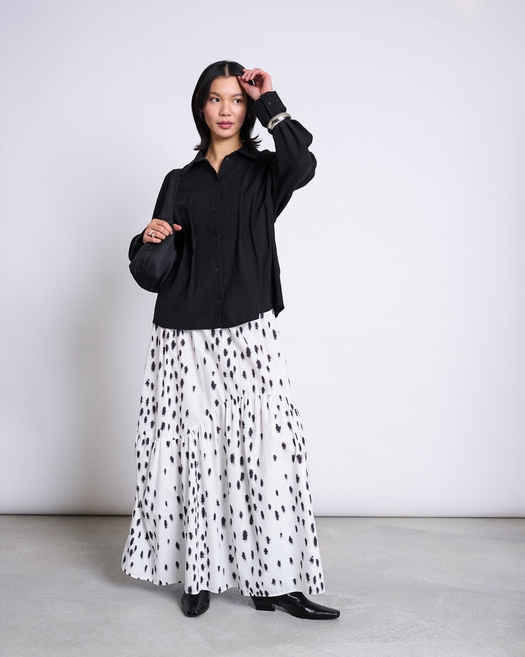 GATHERED BLOUSE CALVA BLACK Blouse jan-n-june 7