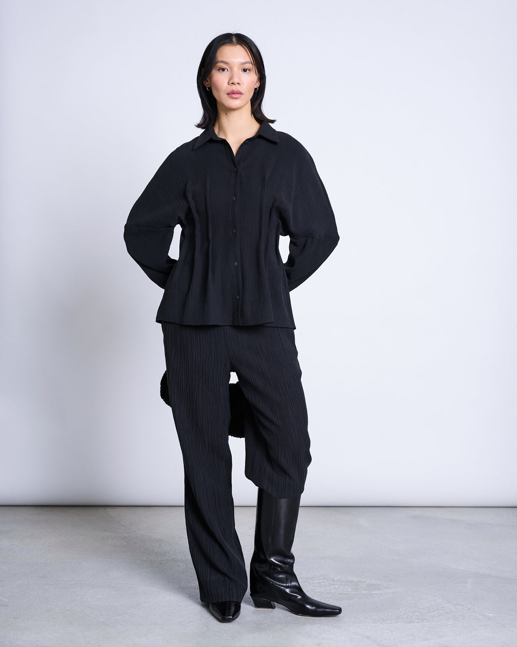 GATHERED BLOUSE CALVA BLACK Blouse jan-n-june 3