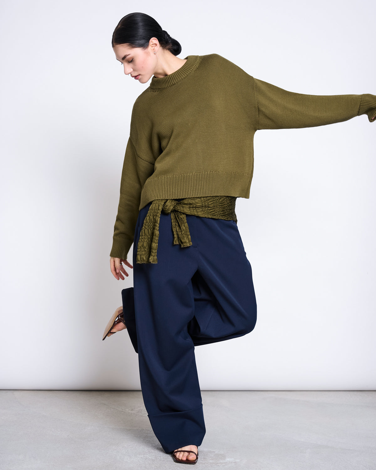 JUMPER YAGMUR WOODY OLIVE GOTS Sweater jan-n-june 3