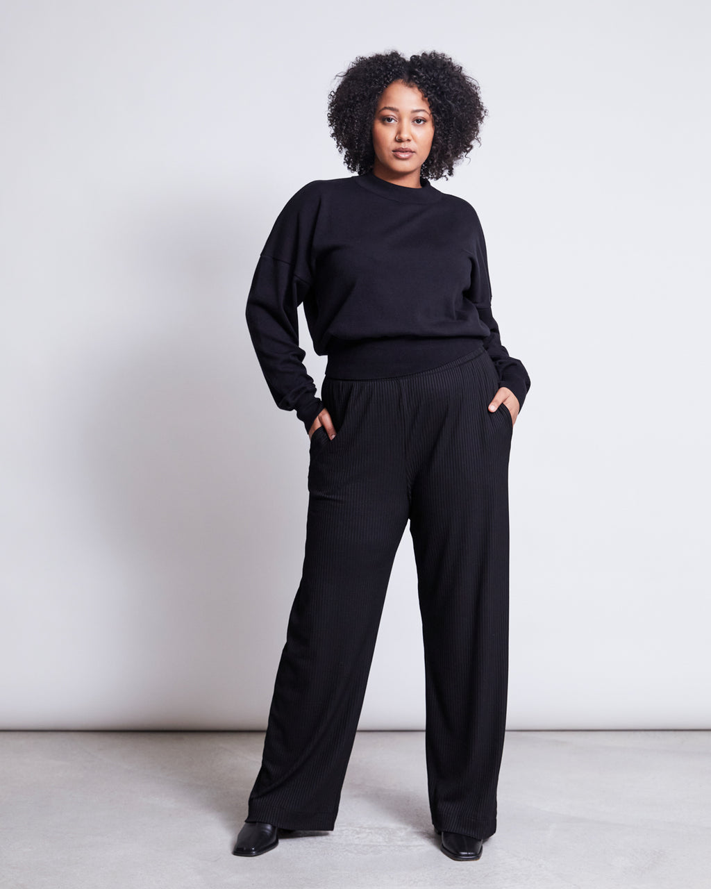 JUMPER YIN BLACK GOTS Jumper jan-n-june 6