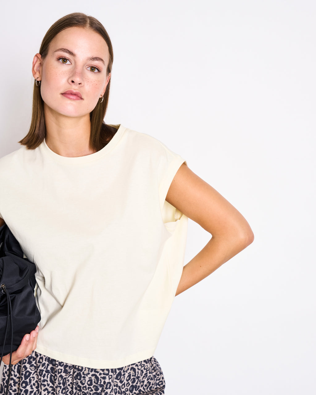 T-SHIRT OVAR BUTTERMILK T-shirt jan-n-june 2