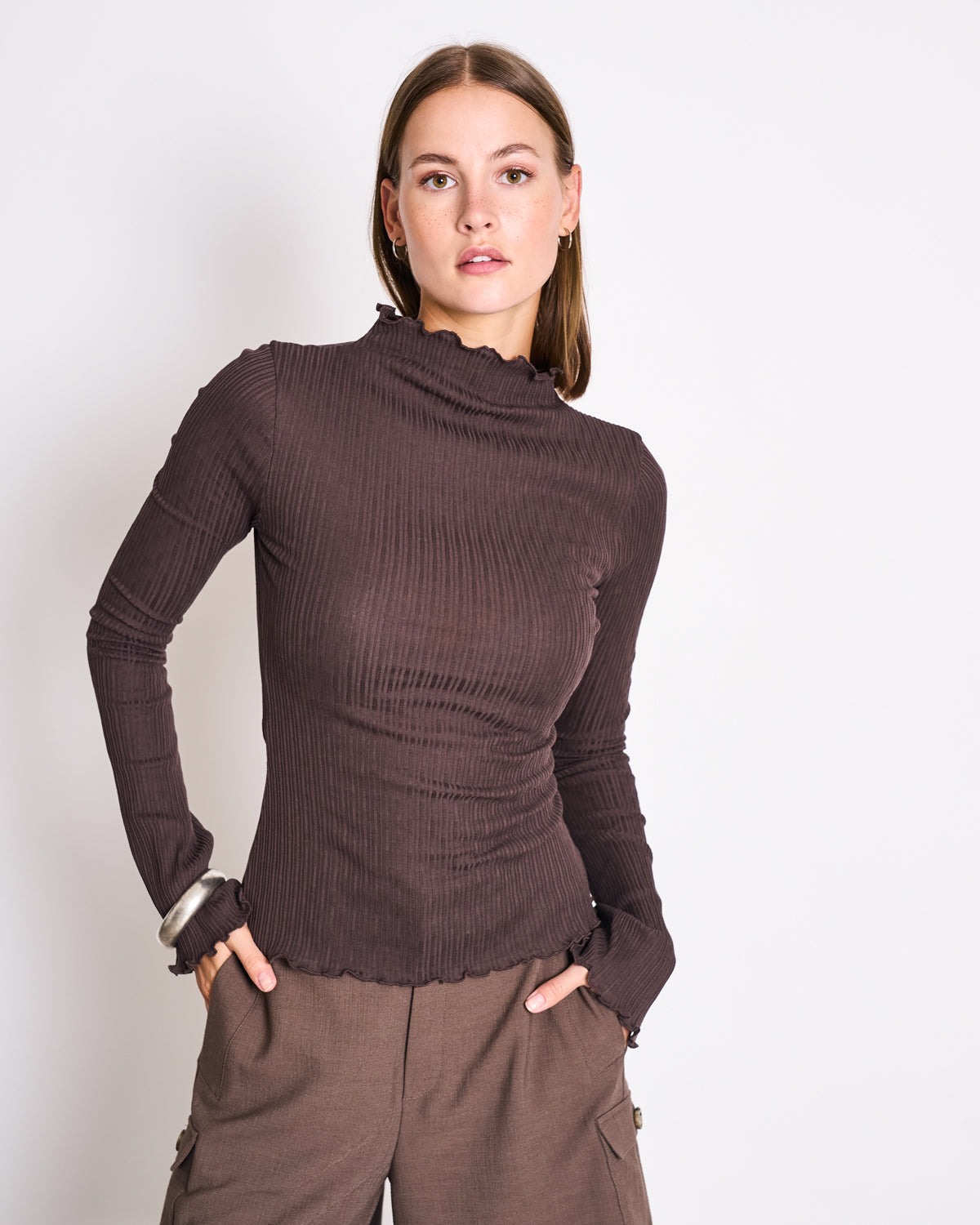 RAISED COLLAR LONGSLEEVE CANNA MUD GOTS Longsleeve jan-n-june 2