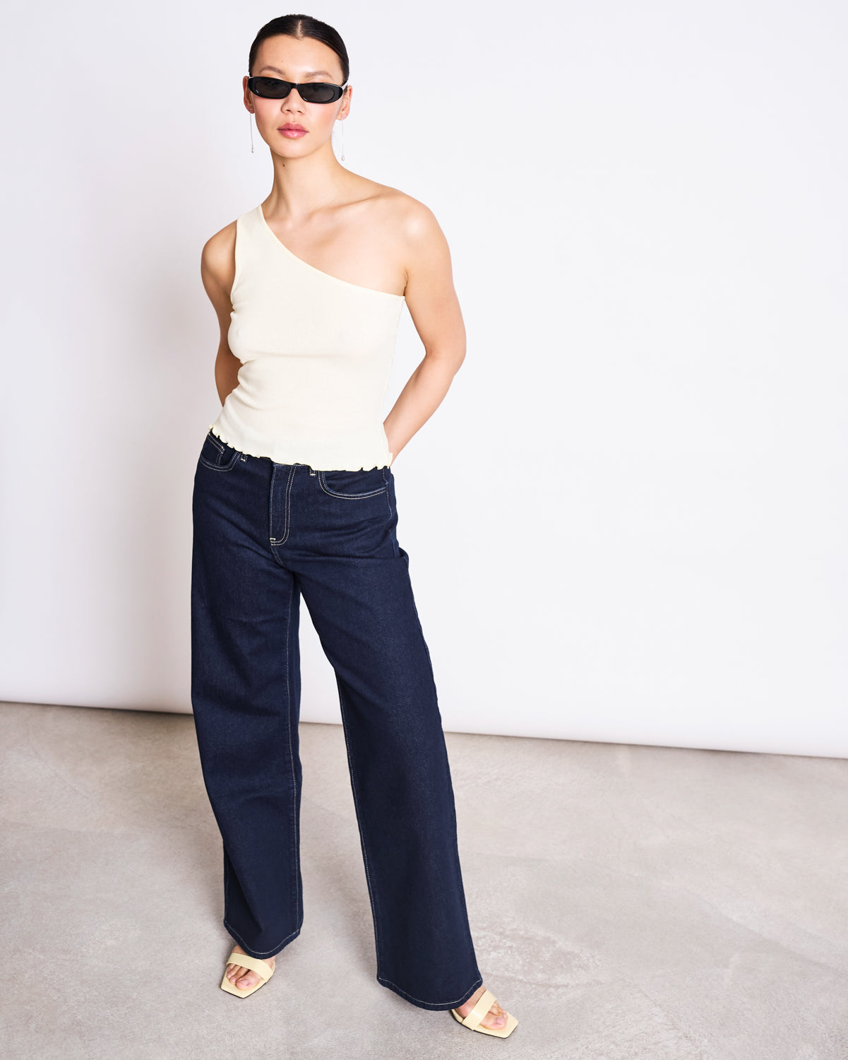 ONE SHOULDER TOP TIGRIS BUTTERMILK GOTS T-shirt jan-n-june 1