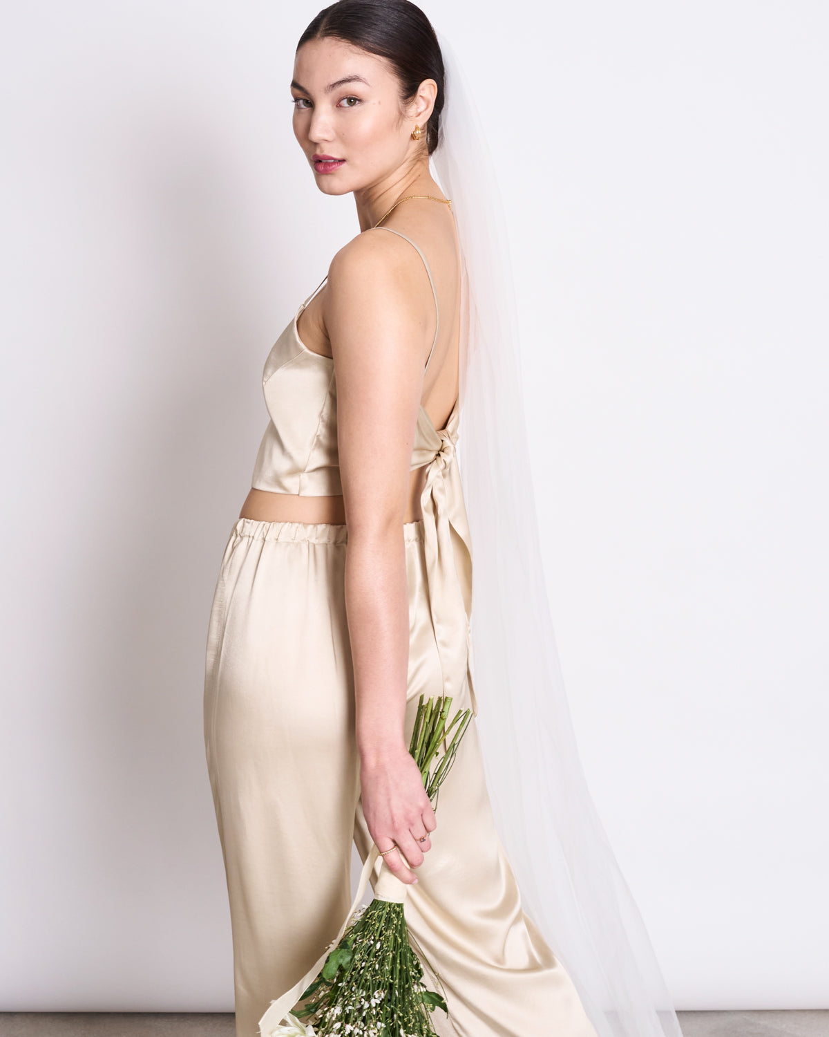 BOW TOP LEEVKE IVORY tops jan-n-june 4