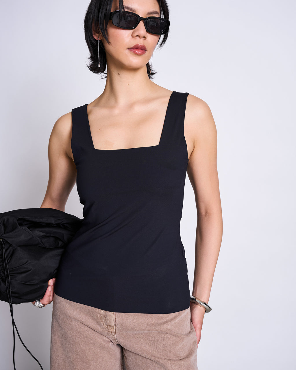 TOP MERIDA BLACK tops jan-n-june 1
