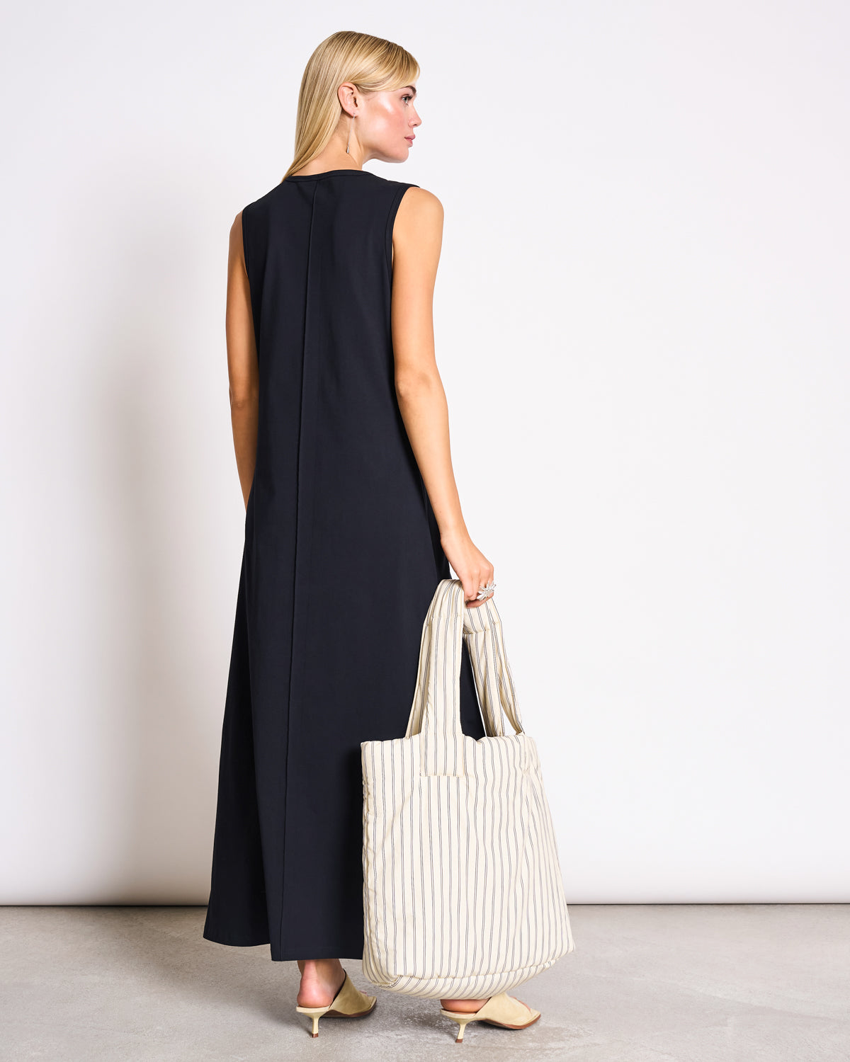 SLEEVELESS MAXI DRESS CALIA BLACK Dress jan-n-june 3