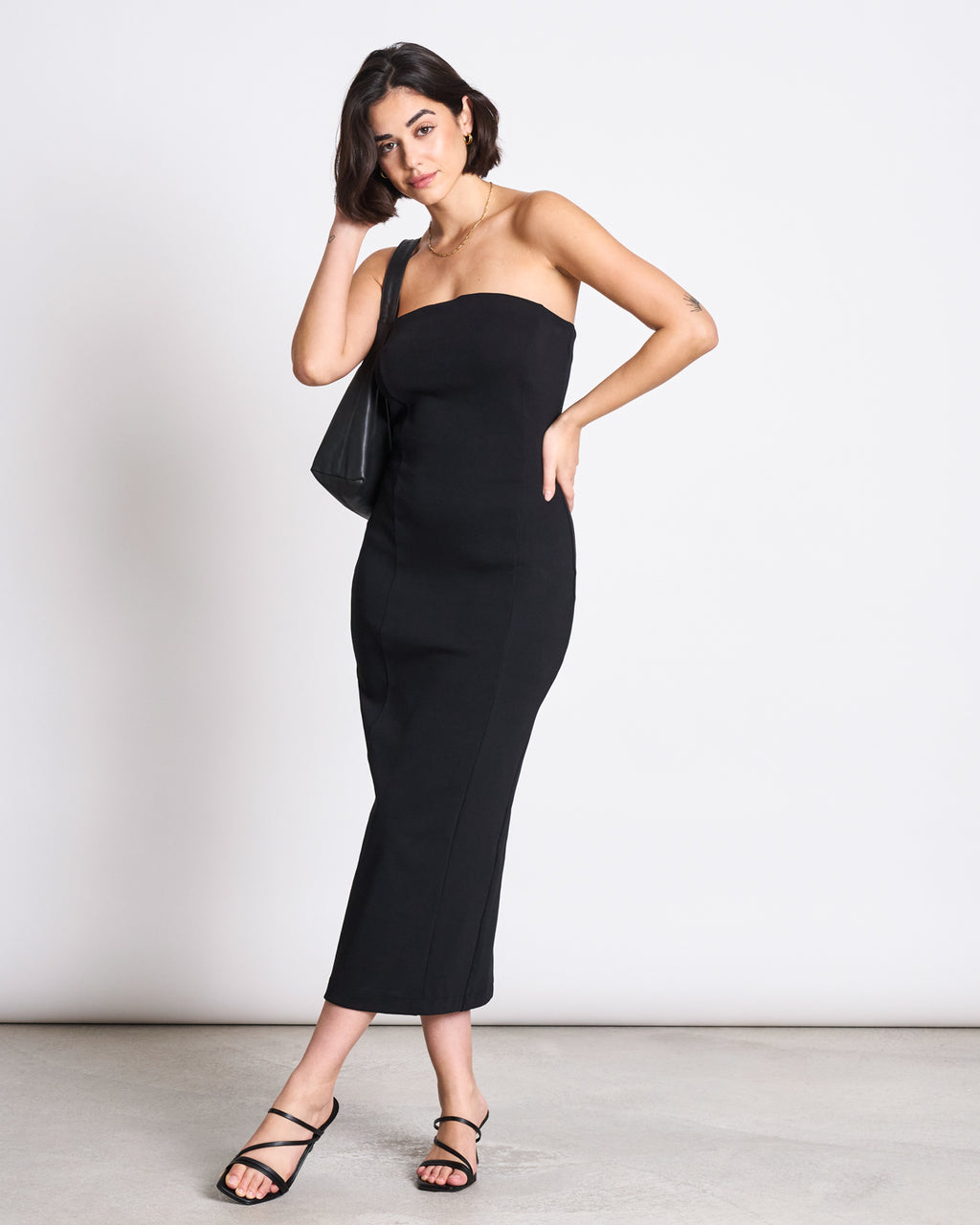 MIDI TUBE DRESS SUMU BLACK GOTS jan-n-june 1