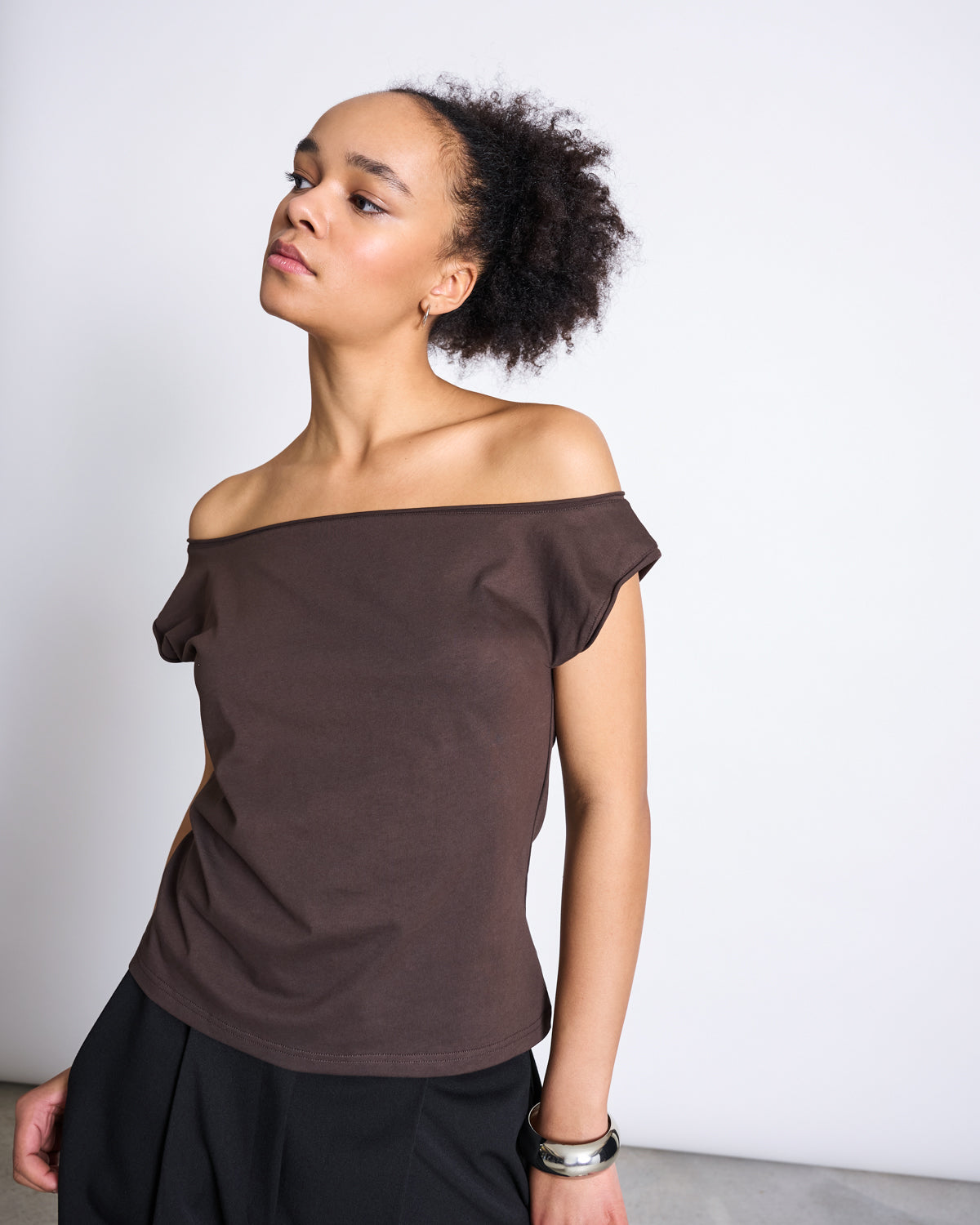 OFFSHOULDER TOP IVEN MUD Tops jan-n-june 2