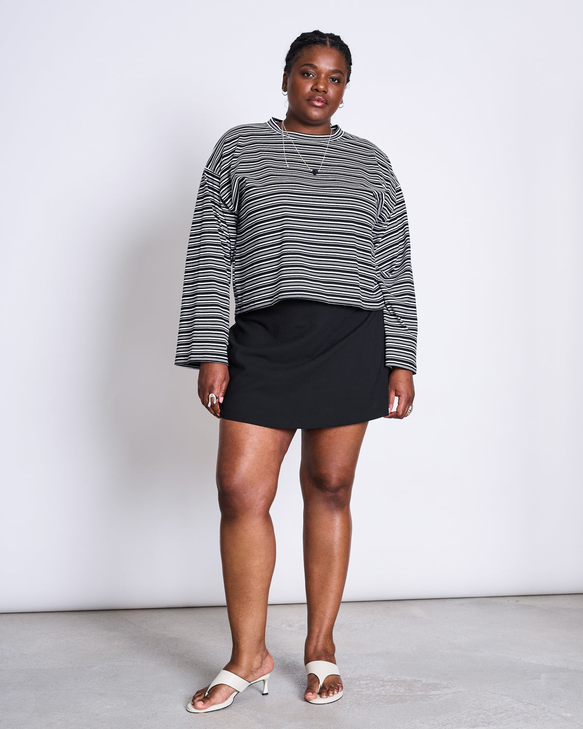 BOXY LONGSLEEVE ANKIRA B/W STRIPED T-shirt jan-n-june 5