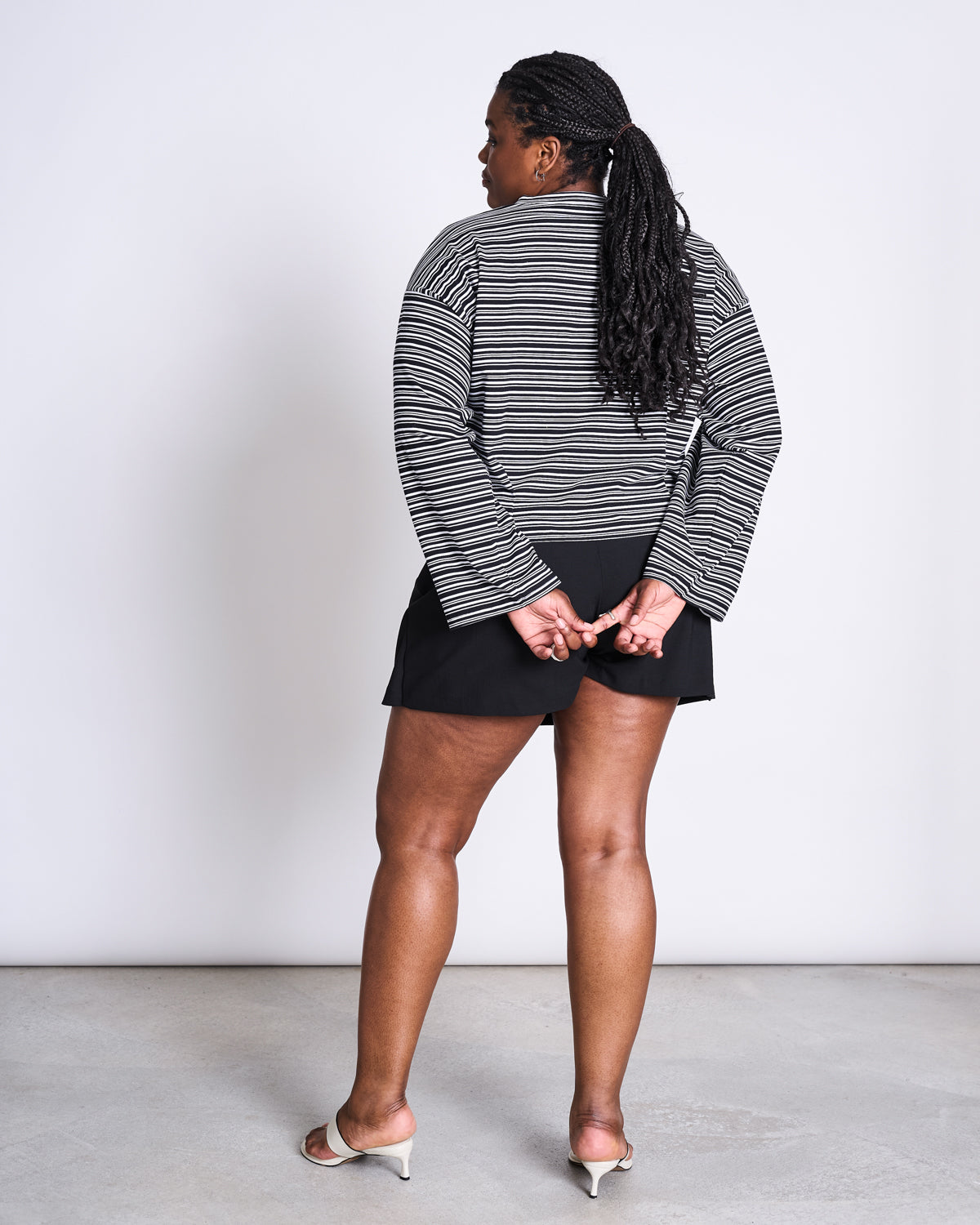 BOXY LONGSLEEVE ANKIRA B/W STRIPED T-shirt jan-n-june 7