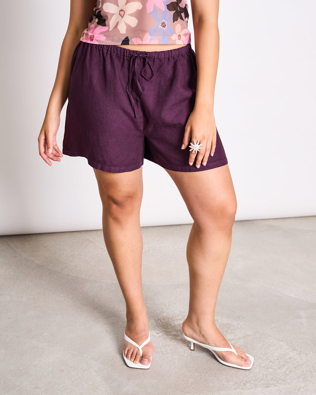 LINEN DRAWSTRING SHORTS MARUM CHERRY LACQUER Shorts jan-n-june 8