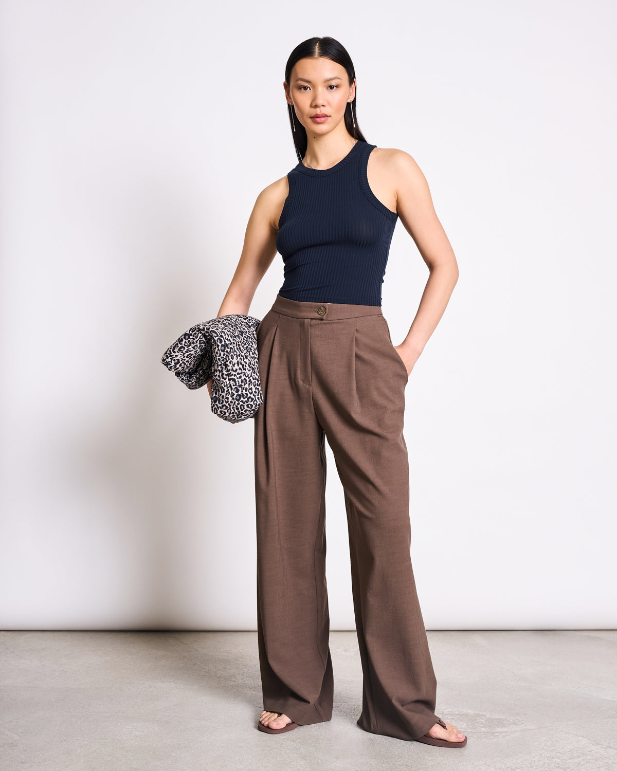 PLEATED WIDE PANTS NIVA CLAY Pants jan-n-june 2
