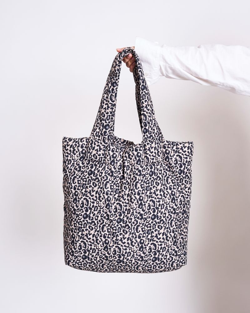 PADDED SHOPPER SMOL LEO PRINT Accessories jan-n-june 3