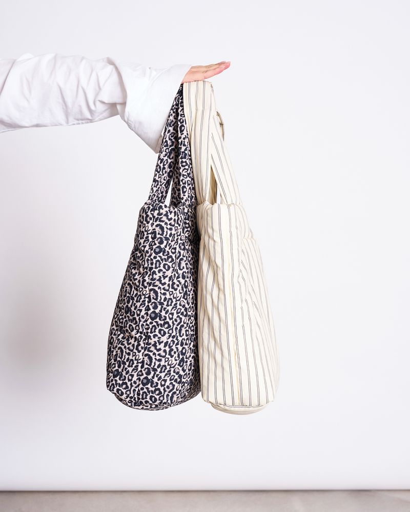 PADDED SHOPPER SMOL LEO PRINT Accessories jan-n-june 4
