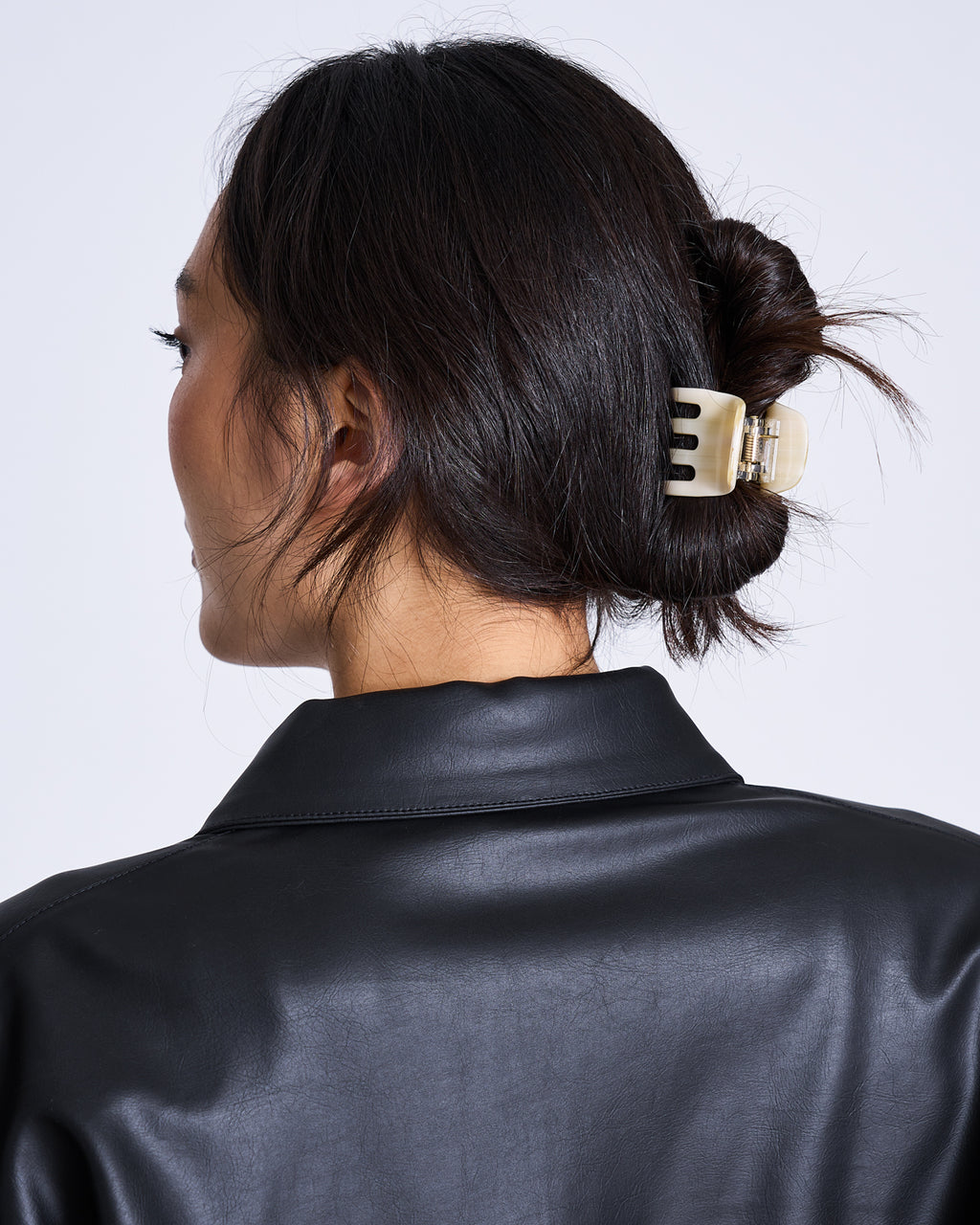 MINI CLAW ALABASTER Clip jan-n-june 3