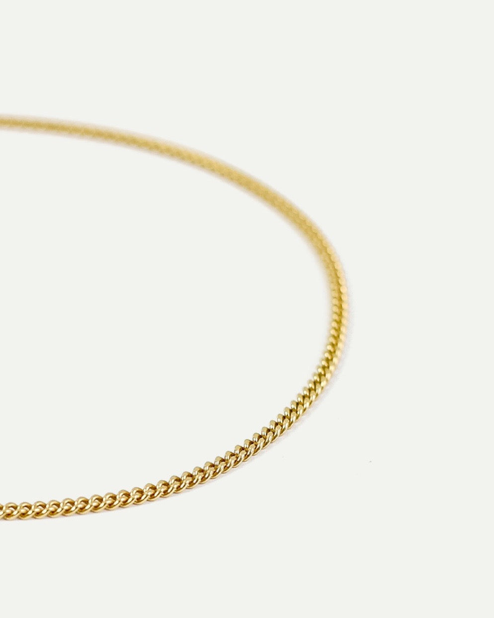 DEAR DARLING BERLIN FINE CURB CHAIN NECKLACE GOLD jan-n-june 2