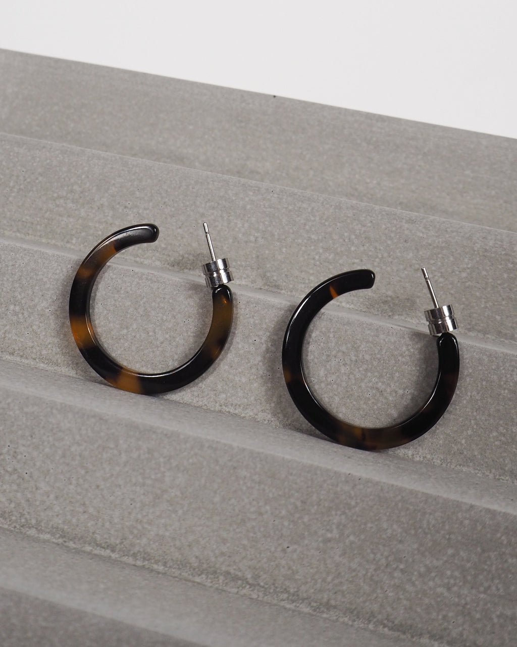 MINI HOOPS CLASSIC TORTOISE jan-n-june 6