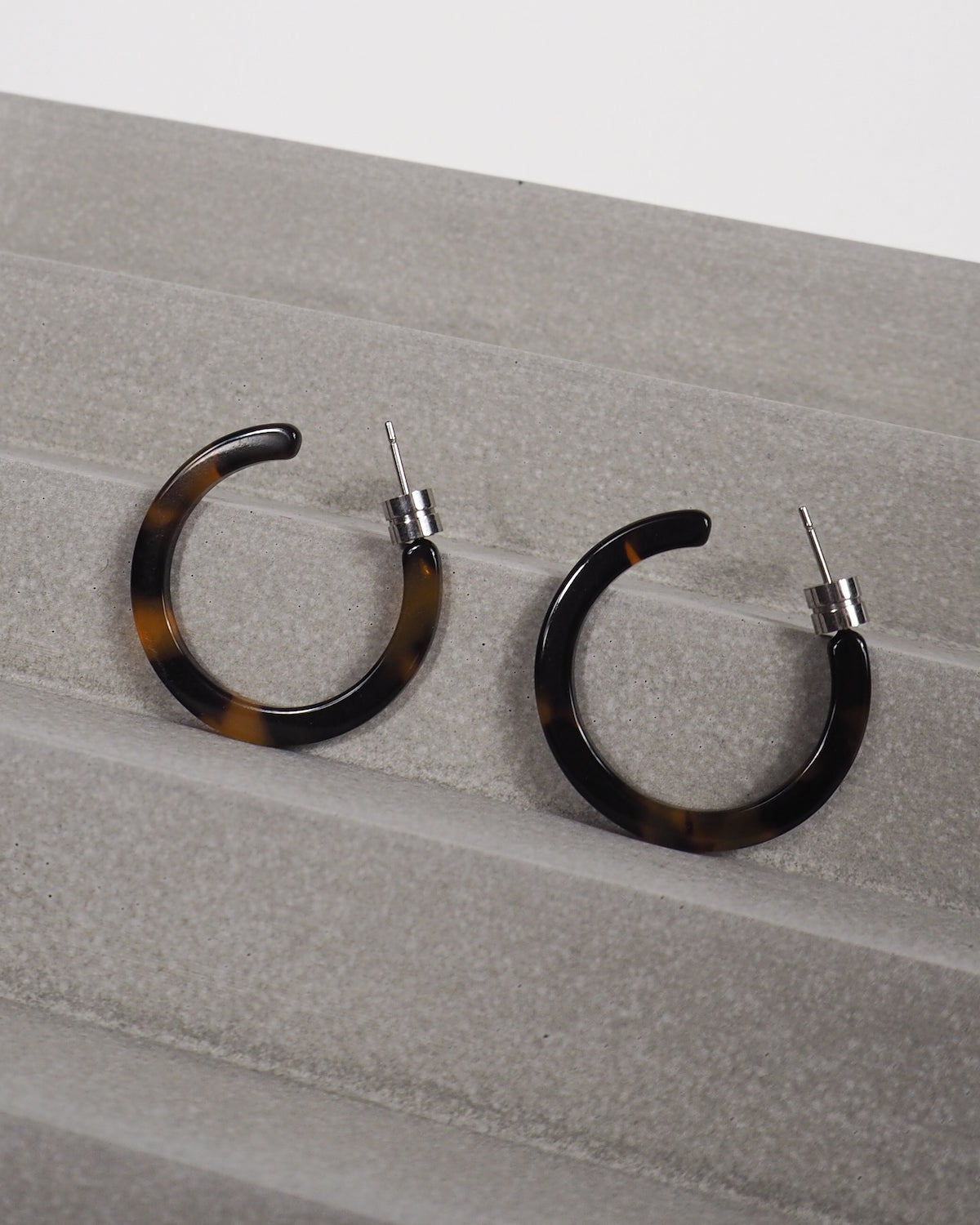 MINI HOOPS CLASSIC TORTOISE jan-n-june 6