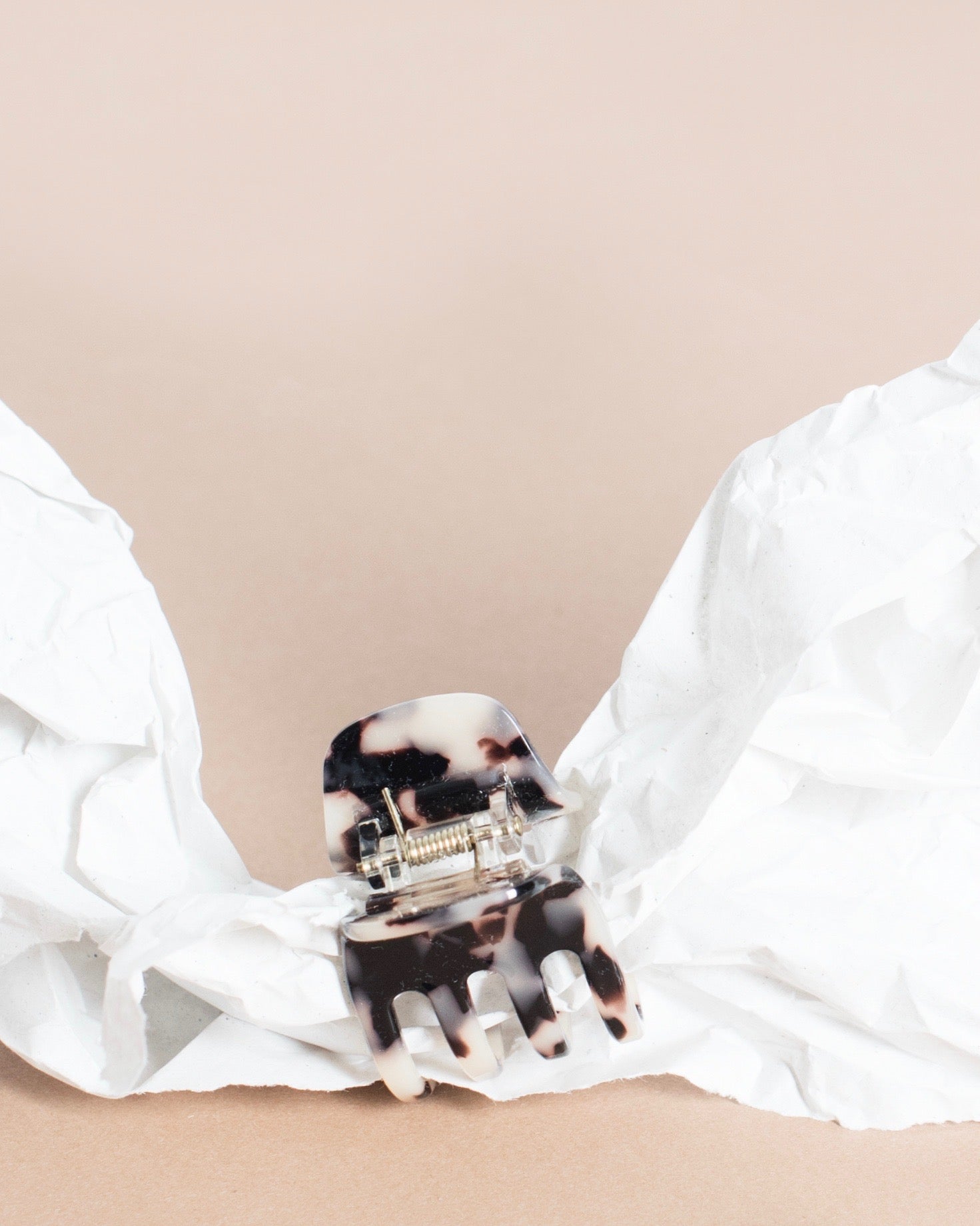 MINI CLAW ASH BLONDE TORTOISE Clip jan-n-june 4