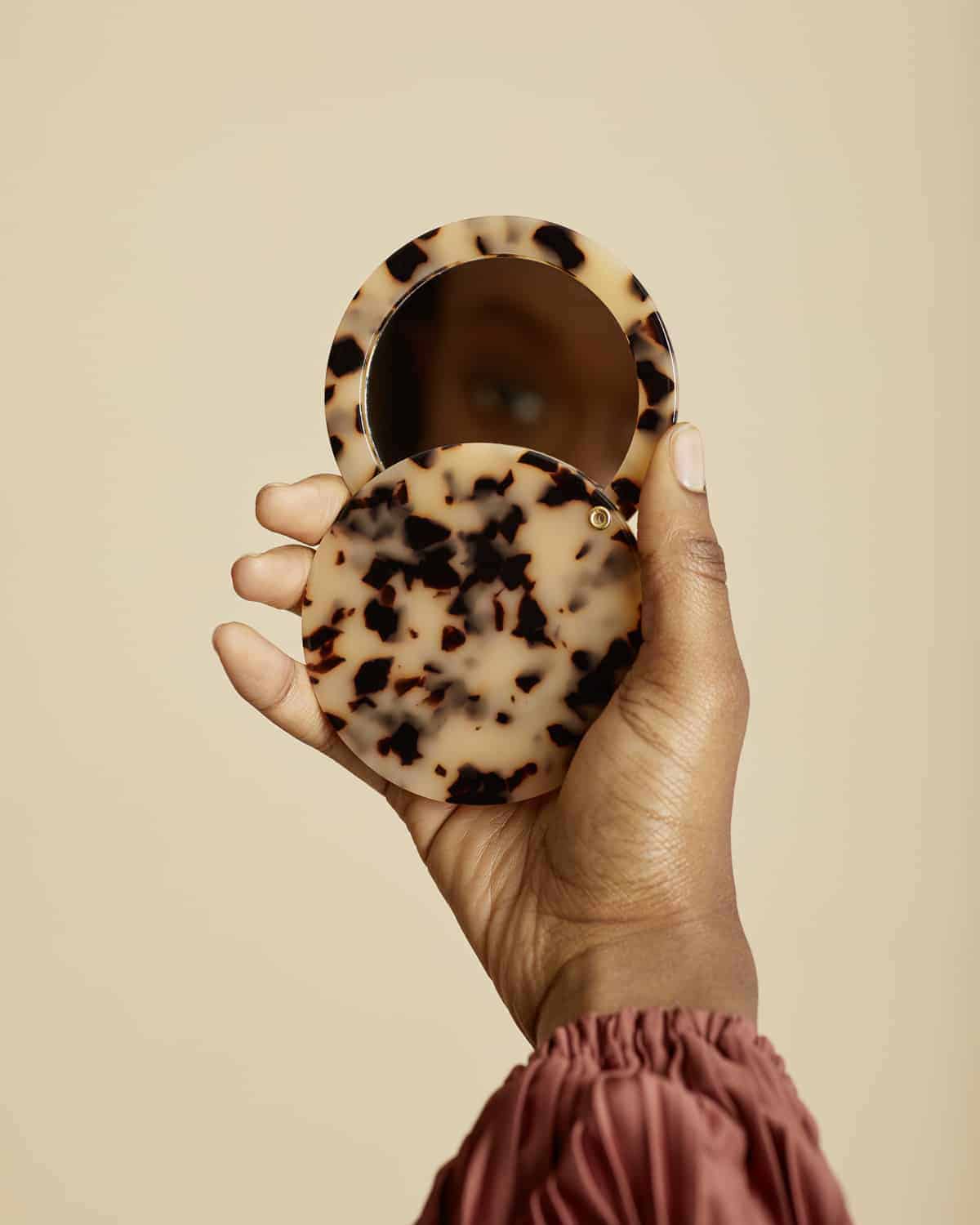 CIRCLE MIRROR BLONDE TORTOISE jan-n-june 2