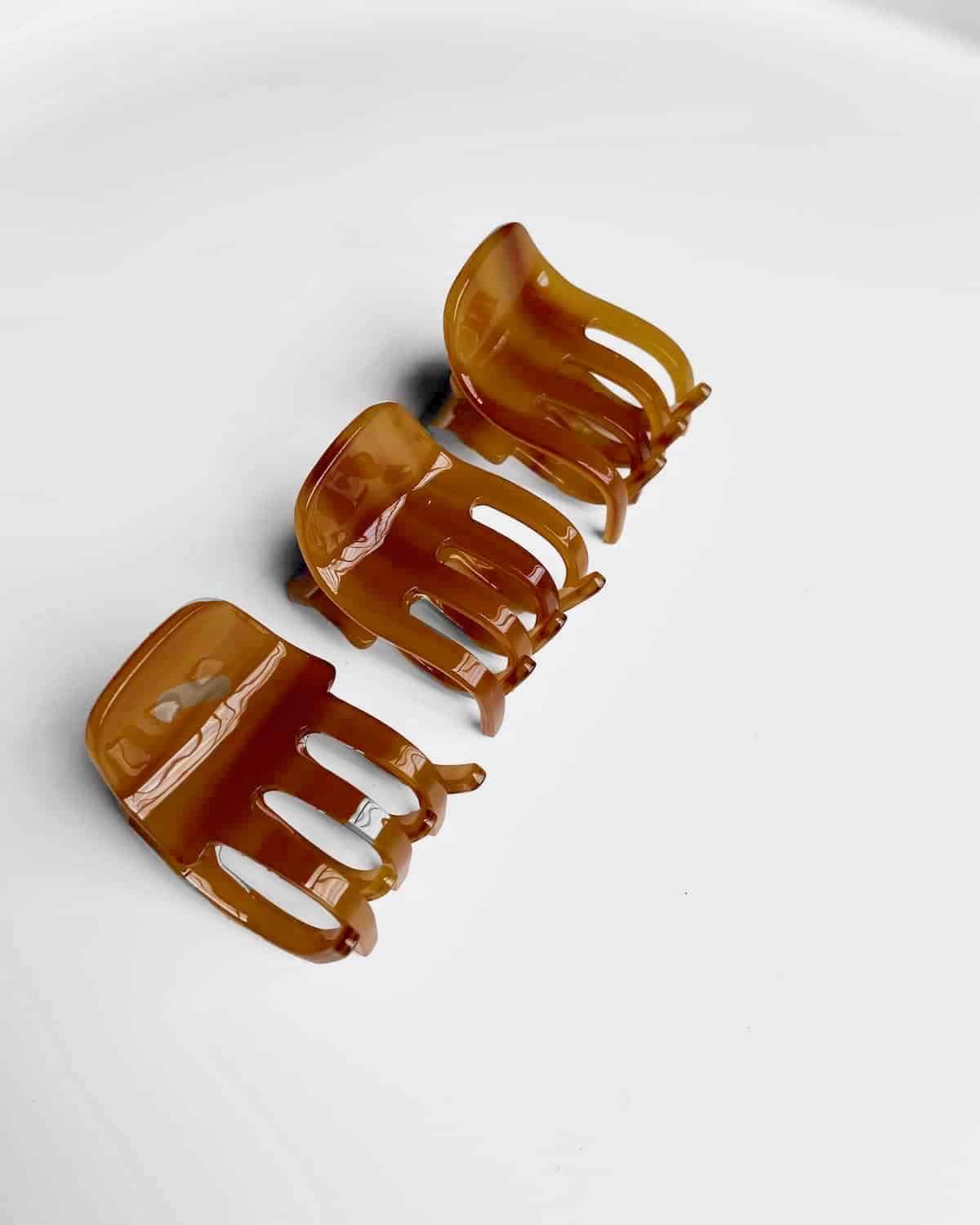 MINI CLAW COGNAC Clip jan-n-june 2